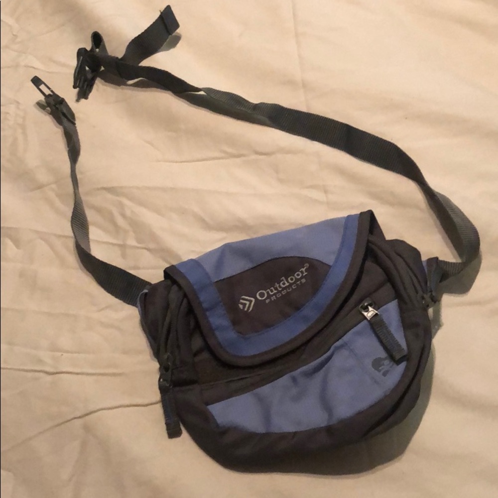 Outdoor fanny pack